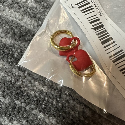 Womans Heart Earrings Dangle Drop Pendant Ear Button Fashion Frosted Matte Red - Picture 5 of 6