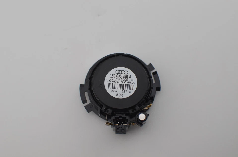 09-16 AUDI A4 Quattro Driver Rear Door Speaker Tweeter Black OEM 4F0035399A - Image 3 of 3