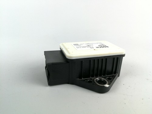 2004 - 2009 Subaru Legacy Outback YAW Acceleration Rate Sensor Unit 27542AG012 - Picture 2 of 8