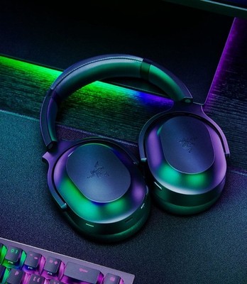 Razer Barracuda Pro Wireless Headset Hybrid Active Noise Cancellation THX Audio