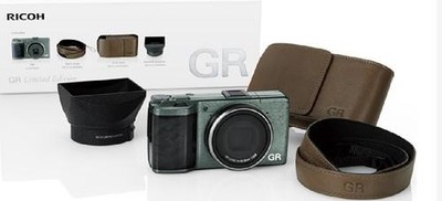 Mint ] RICOH GR Limited Edition Green Wavetone Limited 5,000