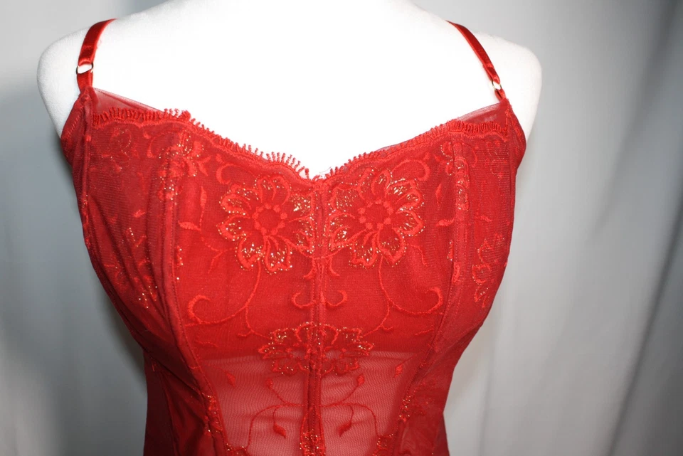 Cabernet 红色紧身胸衣文胸内衣尺寸 36BC,风格 F62TN711 — 第 3/4 张图片