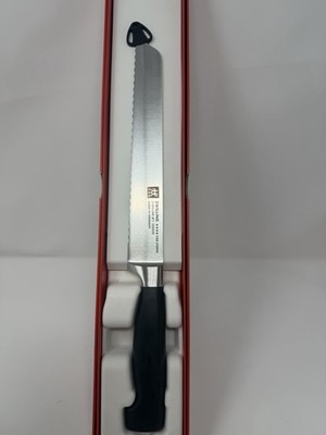 ZWILLING FOUR STAR Bread knife 8 inch, serrated edge Free Shipping Same Day