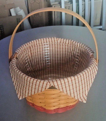 Longaberger 1999 Homestead Collectors Club Edition Basket With Liner & Protector