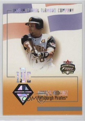 2002 Fleer Focus Jersey Edition Aramis Ramirez #17IDC 11ur