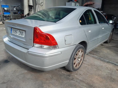 30637142 Enfriador Egr para VOLVO S60 BERLINA D5 2004 8328527 - Imagen 7 de 10