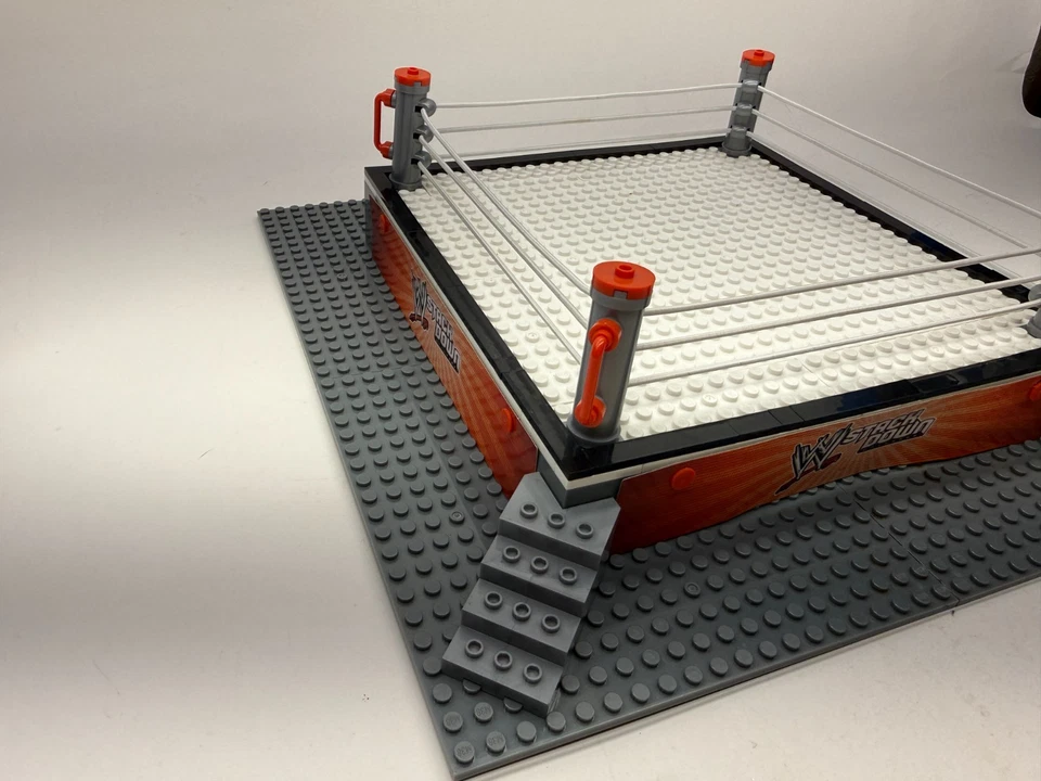 WWE C3 StackDown Ring Building Set John Cena The Miz Universe 21031 - Image 4 of 4