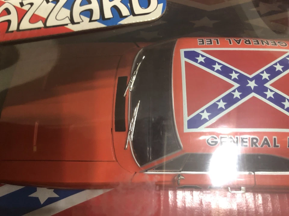 2000 ERTL 7967 The Dukes of Hazzard 1:18 Scale General Lee 1969 Dodge Charger - Image 4 of 4