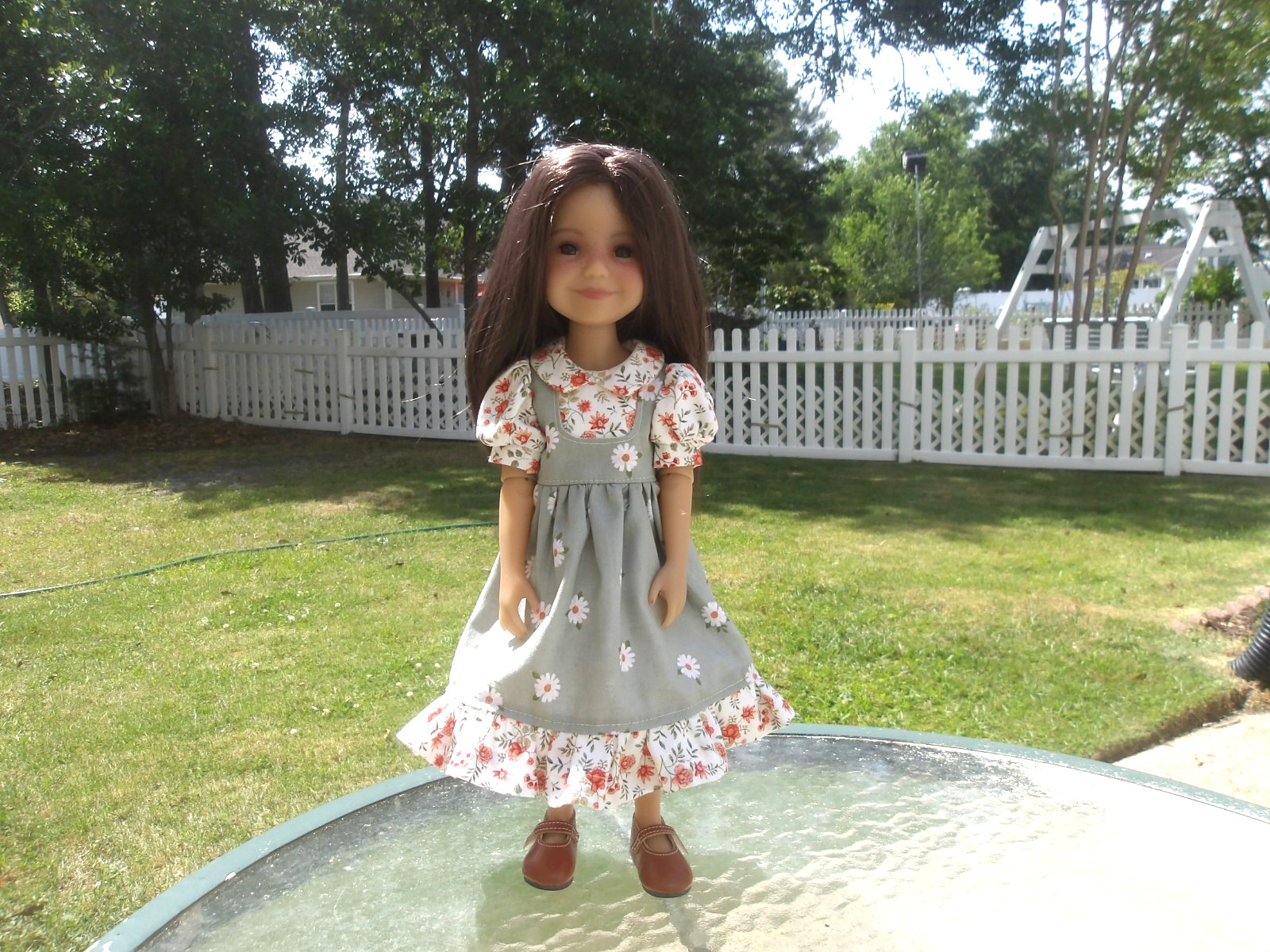 Ruby Red Fashion Friends Outfit, 14