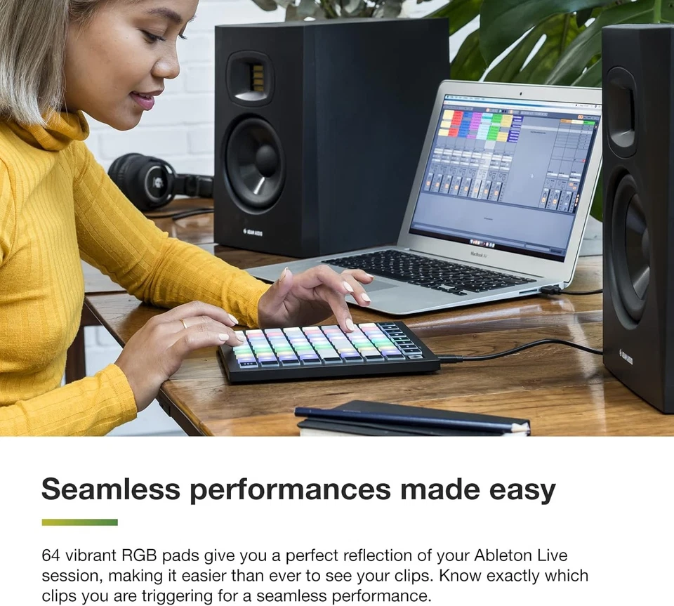 Novation Launchpad Mini MK3, Portable MIDI 64-Pad, USB Grid One size  - Image 2 of 4