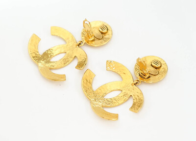 ■VINTAGE HOLLYWOOD■ Octagon Key Earrings VH2379EA002B CHANEL Large Huge CC Logos Dangle Earrings Gold Tone Vintage