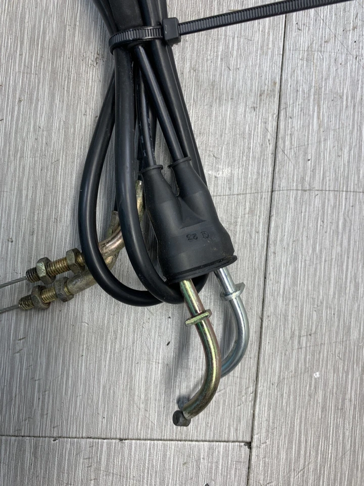 Комплект тросов дроссельной заслонки 1993-2020 Suzuki DR650 DR650SE. Деталь 58300-32E00. - Изображение 3 из 3