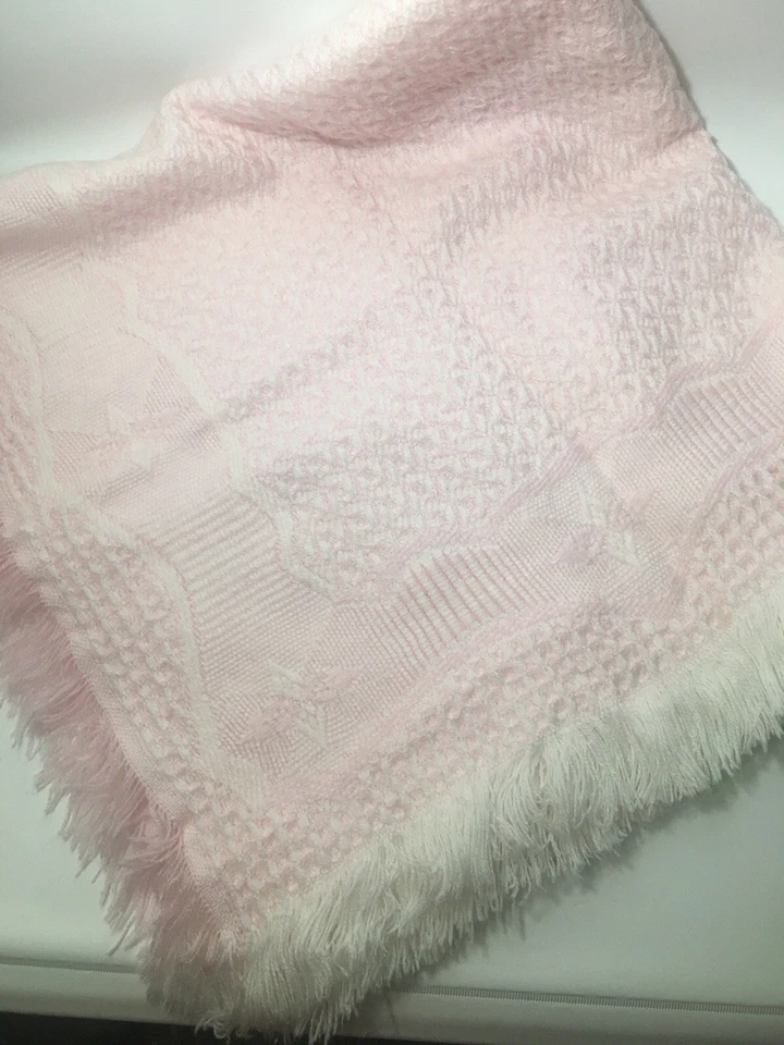 MANTA BEBÉ FUTURO BRILLANTE 36" TEJIDO ACRÍLICO CEPILLADO FLECOS Bonus Baby Gund Bear Foto 2 de 4
