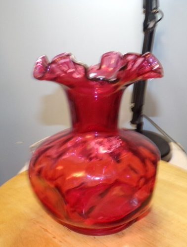 Vintage Cranberry Glass Pitcher Large Dimple Pattern Ruffled Rim Second 8 1/2" - Bild 1 von 4