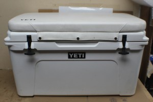 yeti tundra 75 white
