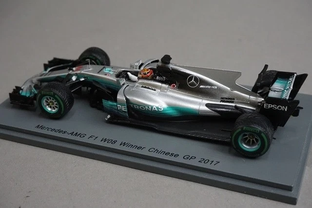 1:43 Spark S5030 Mercedes AMG F1 W08 Chinese Grand Prix 2017 #44 L. Hamilton - Image 2 of 4