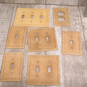Questech Corp Lot of  7 Electrical Cover Plates