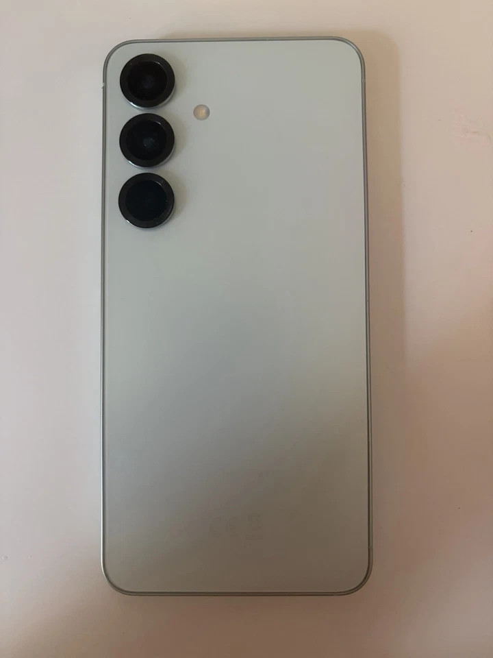 Samsung Galaxy S25 · 128GB, photo 3 of 5