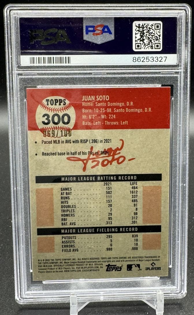 2022 Topps Platinum Anniversary Toile Atomic Refractor Juan Soto PSA 10 #300 view 2