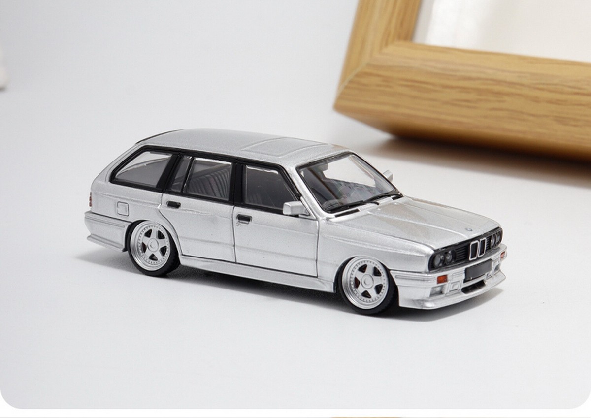 Mortal 1/64 Scale BMW E30 Touring silver Diecast car Model