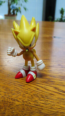 Sonic The Hedgehog  Super Sonic  Red Shoes Figure SEGA Jazwares First 4  (four)