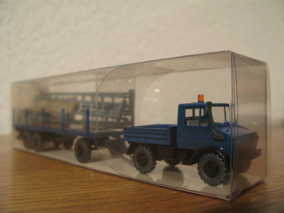 Wiking LKW 1:87 Artikel-Nr. 27329 Unimog U1700 aus den 1990er Jahren