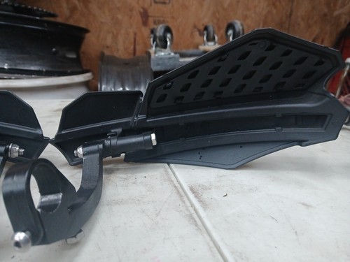 Handlebar Handguards Hand Guards Protector For YAMAHA FZ09 MT-09/SP MT09 FZ-09 - Picture 9 of 10