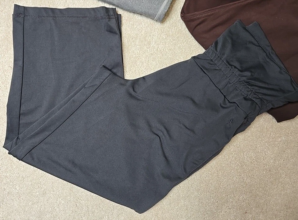 Lucy Fabletics *Lote de 3* Pantalones de ejercicio atléticos de yoga para mujer elásticos Foto 4 de 4