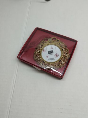 NEW Studio Decor Michaels Ornament Picture Photo Holder Frame Gold Tone Gift - Picture 1 of 3