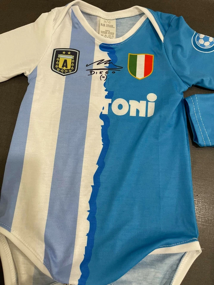 Body neonato Maradona Napoli argentina insieme tifosi bimbi diego armando cotone - Image 2 of 4