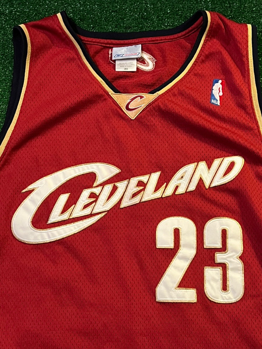 Vintage LeBron James authentic RooKiE jersey Cleveland Vintage LeBron James authentic RooKiE jersey Cleveland