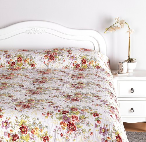 English Floral Boutique Bedspread/Throw/Blanket *Beautiful Rose & Flower Design* - Picture 2 of 4