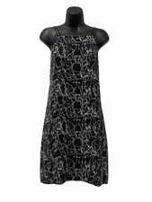 Silence + Noise Urban Outfitters Black & White Abstract Line Art Dress Size M