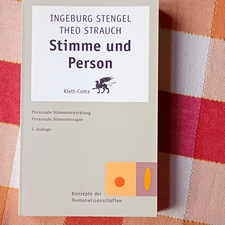 Klett-Cotta Stimme und Person   Stengel/Strau...