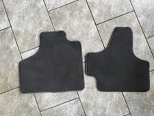 2010 Jeep Liberty Passenger And Driver Rear Floor Mats Black Carpet Pair 2010 Jeep Liberty Passenger And Driver Rear Floor Mats Black Carpet Pair