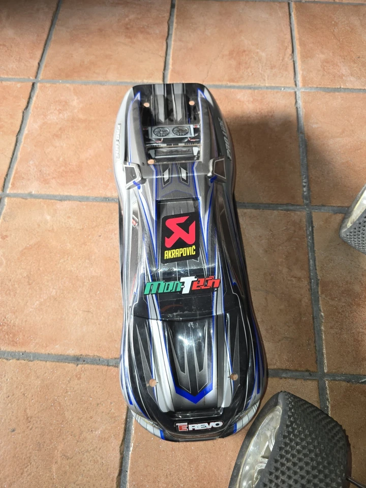 E-revo 1/8 Telaio Traxxas - Immagine 2 di 4