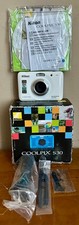 Nikon COOLPIX S30 10.1MP Waterproof Digital Camera White FOR REPAIR/PARTS
