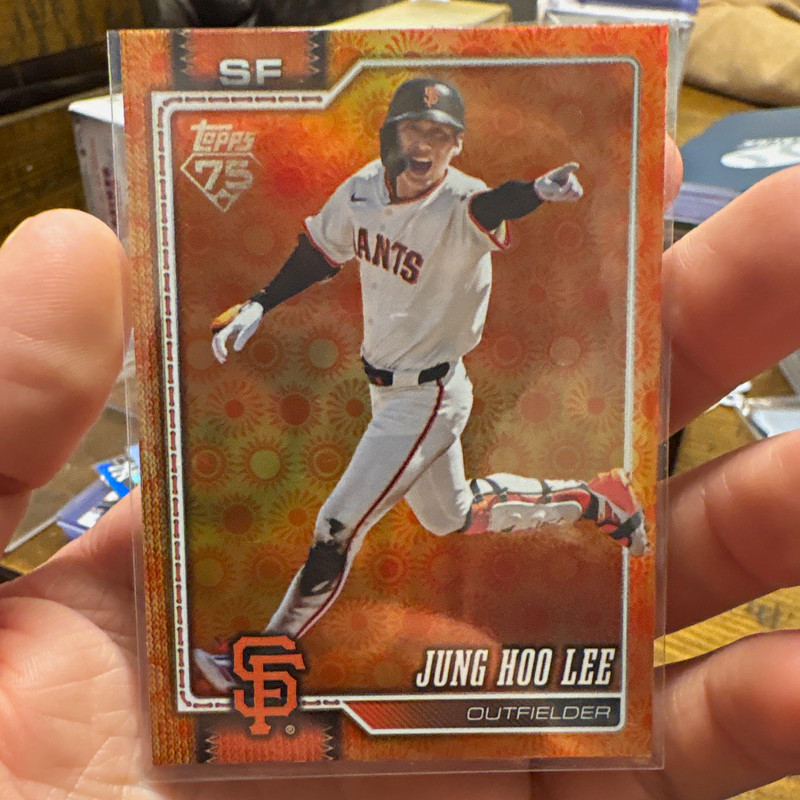 Topps 2024 Series 2 Baseball Jung Hoo Lee Rookie Card #541 San Francisco Giants
