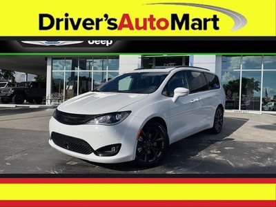 2020 Chrysler Pacifica Limited 2020 Chrysler Pacifica Limited 6 Miles Bright White Clearcoat 4D Passenger Van 3