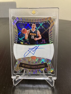 2020-21 Panini Crown Royale Nikola Jokic FOTL Regal Achievement Auto /17 Denver