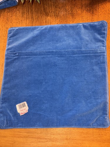 VTG Wool Needlepoint Pillow Cover Bunny Floral Blue Zipper Back 14.5” x 14” Flaw - Picture 11 of 12