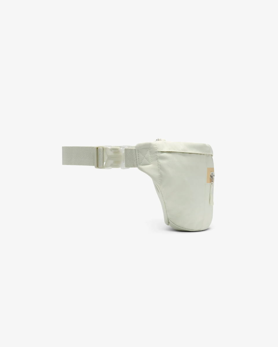 Nike Elemental Premium Fanny Pack Waistpack Crossbody Bag Nike Elemental Premium Fanny Pack Waistpack Crossbody Bag