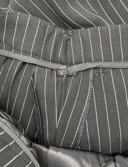 Traje Pantalón Armani Collezioni ALTERADO Azul Marino Rayas Un Pecho Talla Pequeña Foto 4 de 4