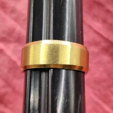 Gold Tone Smooth Thin Rim Simple Classic Wedding Band Ring 6 Jewelry Statement