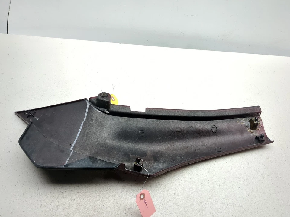 91-93 Suzuki GSX1100G GSX 1100 правая рама обтекатель крышка панели 47111-26D00 TRSH  - Изображение 3 из 4