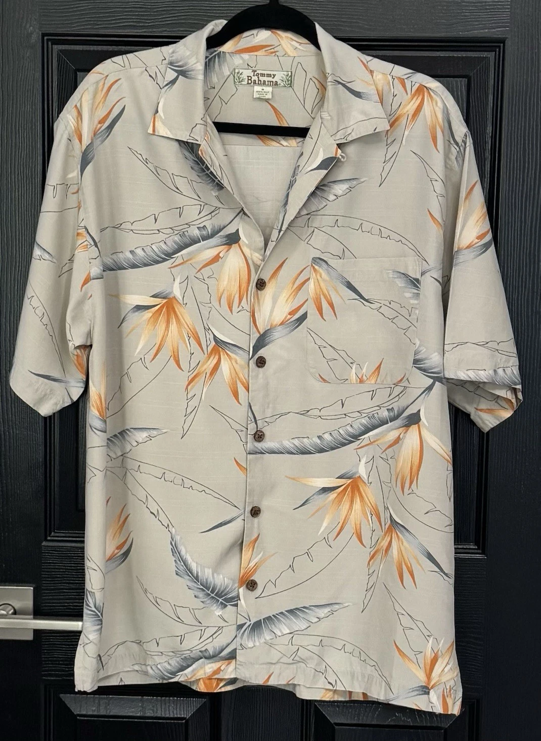 Tommy Bahama Men’s Gray/Orange silk floral tropical camp button-up shirt Size M