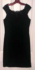 ST JOHN Black SHEATH KNIT Sleeveless DRESS Crystal Accents Rhinestones Womens 8
