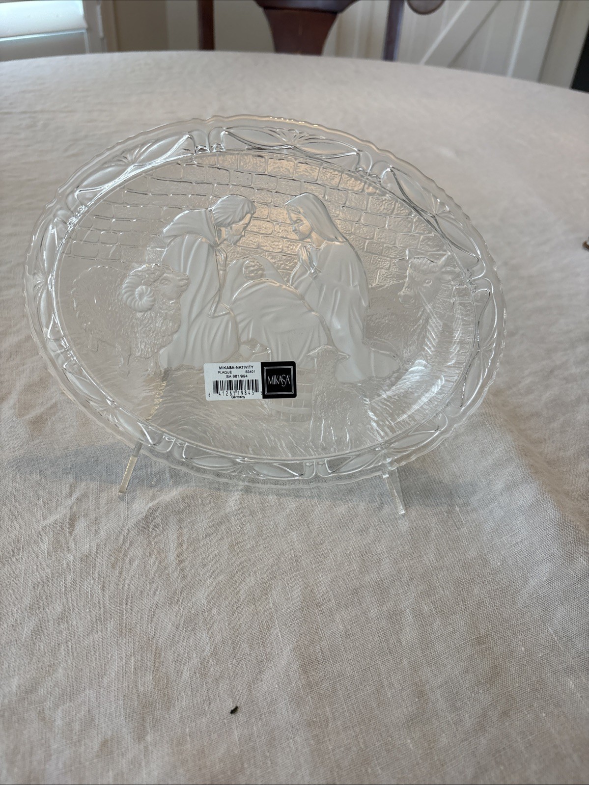 Pretty vintage clear glass wreath holiday Christmas ornament glass or crystal