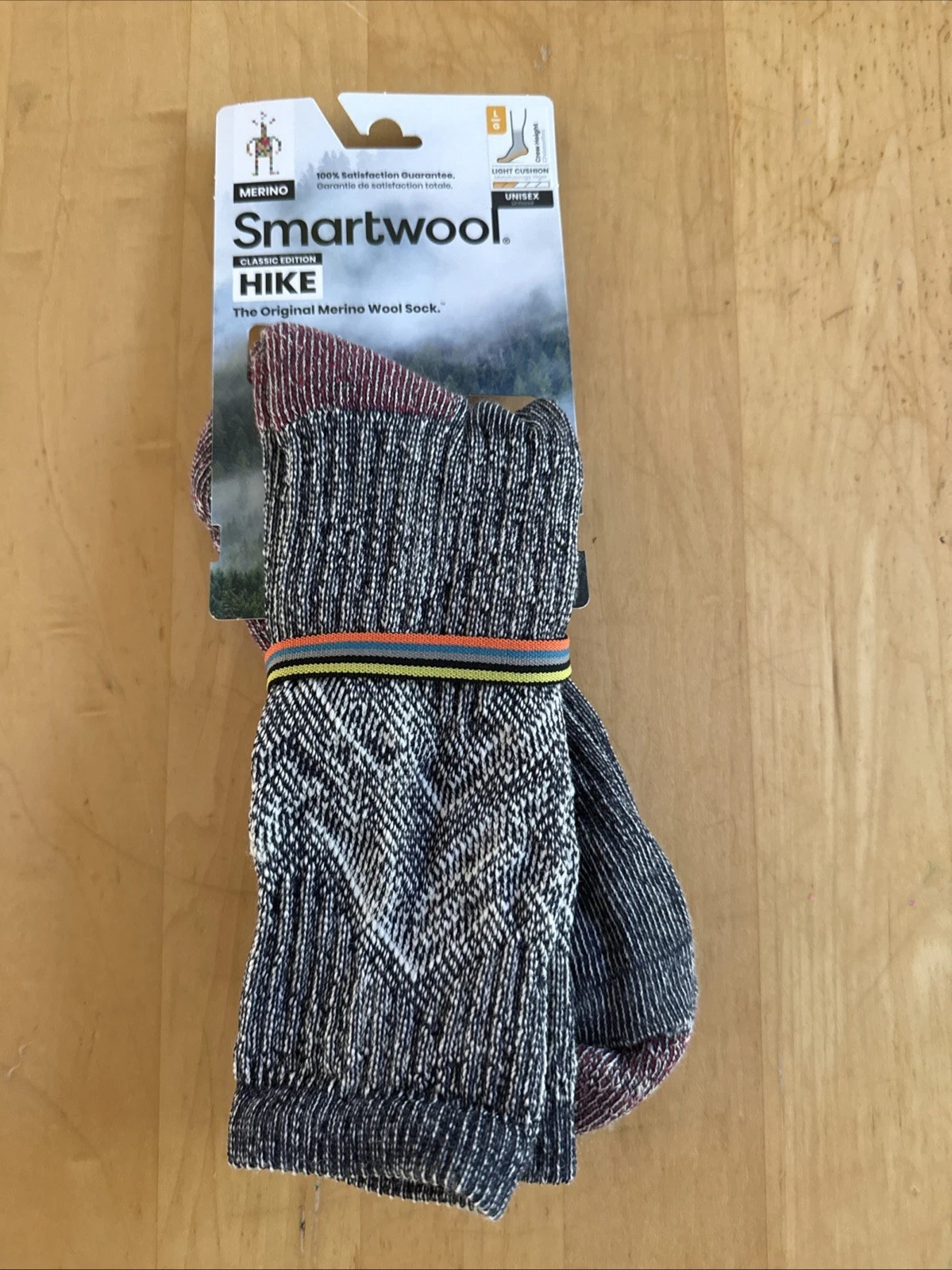 Smartwool Men's Hike Light Cushion Mountain Crew Socks, Deep Navy - Large