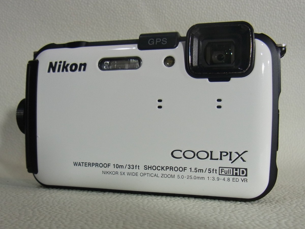 Nikon COOLPIX AW100,WH,16MP,5x,3in,f/3.9,WP-10m EXC from JAPAN 